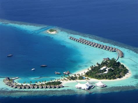 Safari Island Resort Alif Alif Nord Ari Atoll Malediven Hotel