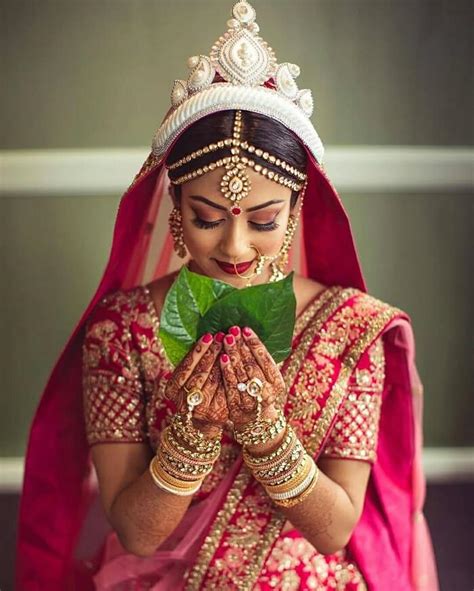 7 Awe Inspiring Wedding Photography Poses For Brides Of 2020