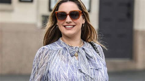 Kelly Brook Wows In Bargain Figure Hugging Skinny Jeans From Tesco Hello