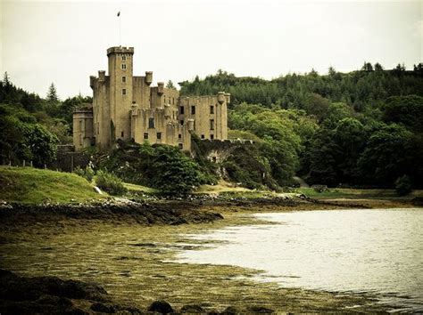 Dunvegan Castles Dunvegan Castle Scotland Castles Island Of Skye