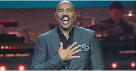 Steve Harvey Changed His Iconic Look Now Fans Are Divided