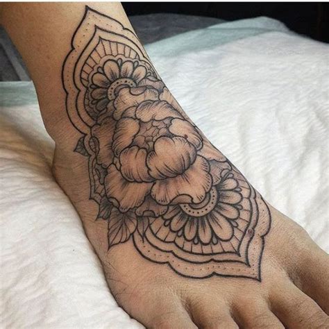 Gloria govan chinese symbol tattoo. Mytattooland.com: Foot tattoo designs! | Henna tattoo foot, Foot henna, Foot tattoos