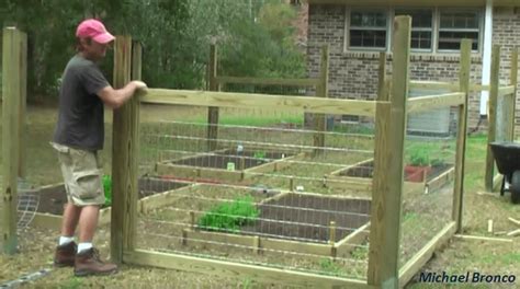 Video Easy Diy Build A Long Lasting Garden Fence Page 2 Of 2