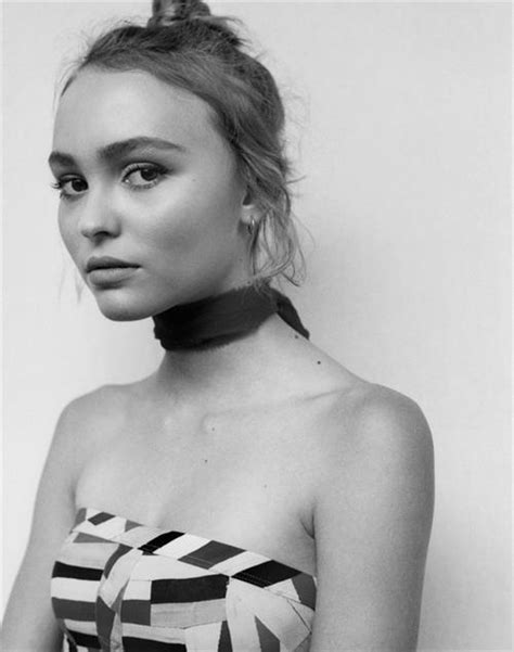 Lily Rose Depp Pictures Hotness Rating 96010
