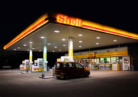 Shell Station At Night Tina Kjensli Flickr