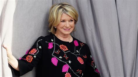 Martha Stewart Admits To Sexting Frequenting Nude Beaches On Ellen