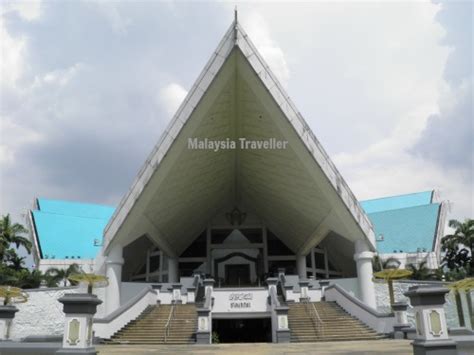 The istana budaya with its folds turquoise ceiling and intricate design of the lobby houses the national theatre of malaysia, panggung negara, also known as cultural centre kuala lumpur or palace of culture. Istana Budaya - Performing Arts Theatre in Kuala Lumpur