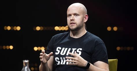 Daniel ek, founder and ceo of spotify. Spotify CEO Talks Convincing Taylor Swift to Re-Join ...
