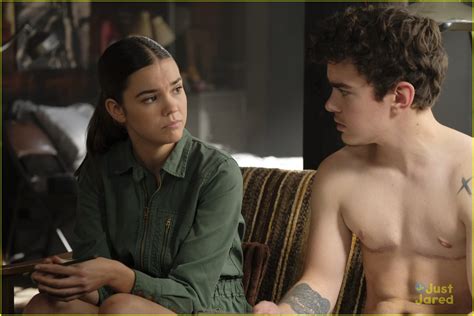 Callie Reconnects With Aaron On Tonight S All New The Fosters Photo Photo Gallery
