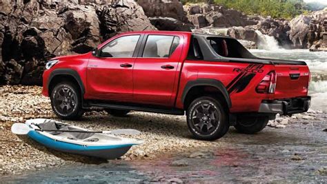 2018 Toyota Hilux Launched In Thailand Facelift Gets Tacoma Like