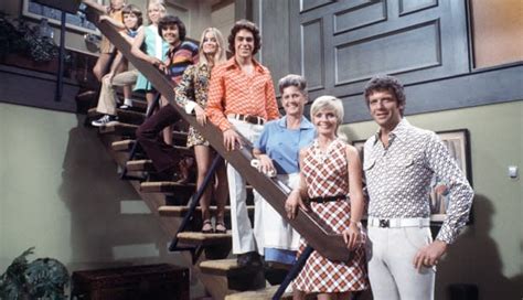 How Much Would Alice Of The Brady Bunch Earn Today