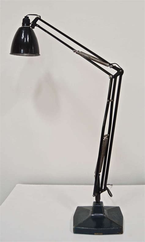 Now, over 80 years later, this vintage lamp has stood the test of time and is still relevant today. Hermes Anglepoise Desk Lamp at 1stdibs