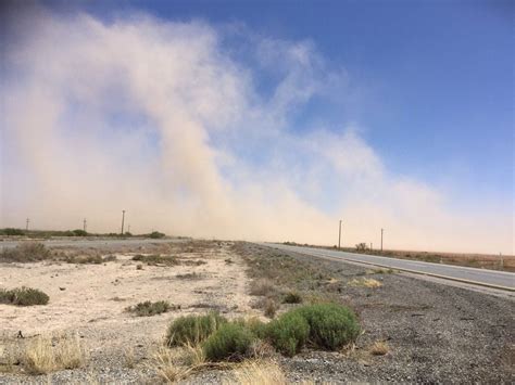 Dust Storm Closes Interstate 10 Near The Arizona New Mexico Border