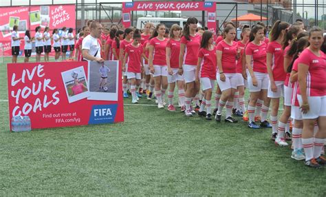Live your goals Кампањата на ФИФА за прв пат во Македонија ФФМ Фудбалска Федерација на