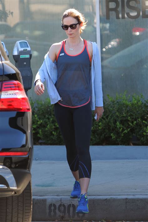 Emily Blunt In Leggings Leaves A Gym In Beverly Hills Hawtcelebs