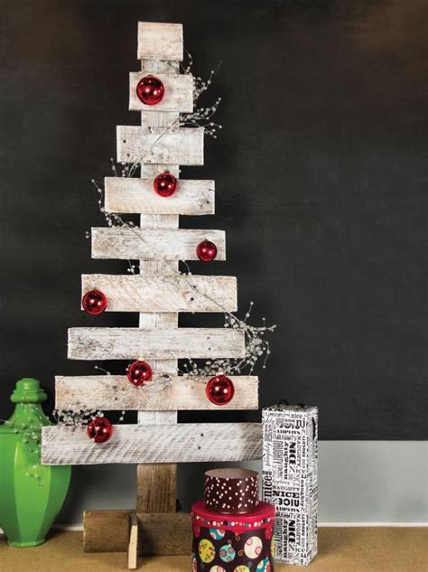 Pallet Christmas Tree Make A Christmas Tree From Wooden Pallets Hgtv