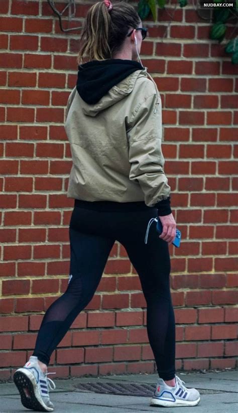Olivia Wilde Ass Out For A Run In London Mar 15 2021 Nudbay