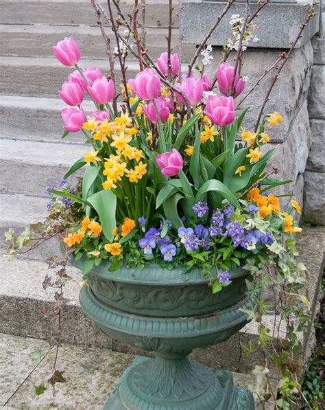 Spring Bulb Gardens To Soothe Your Soul Town And Country