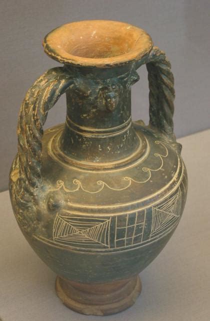 Teachitprimary Gallery Black Glazed Amphora 180 150 Bc