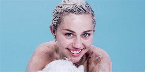 Miley Cyrus Poses Nude While Hugging Her Pet Pig For Paper Magazine Huffpost
