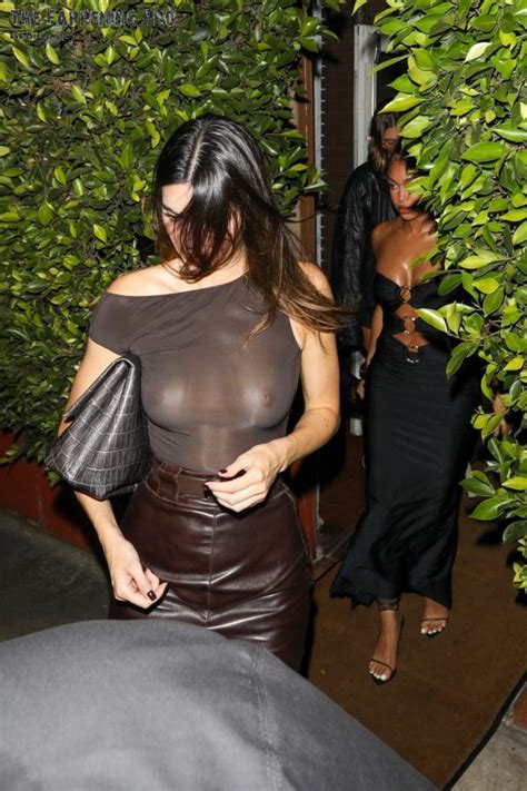 Kendall Jenner Exposed Braless Tits Photos And Gif The Fappening