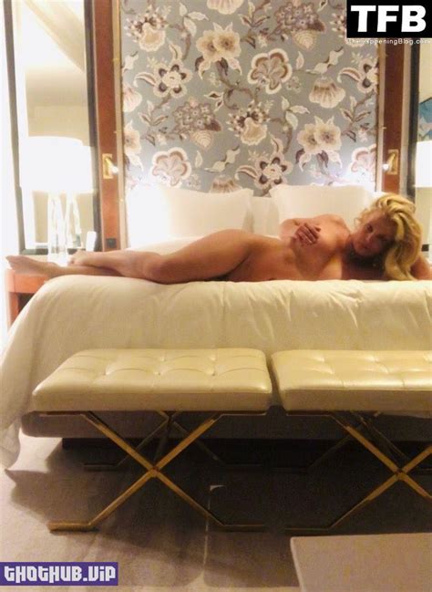 Best Britney Spears Poses Naked Photo On Thothub