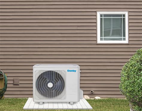 Danby 18 000 BTU Mini Split Air Conditioner With Heat Pump And Variable