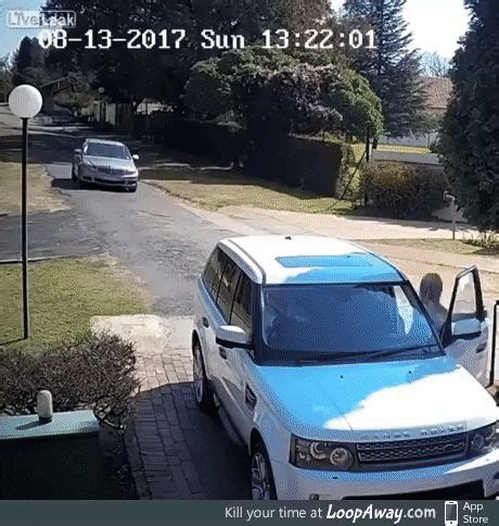 Meet the little people, big world little ones! Failed carjacking attempt | Stupid people pictures ...