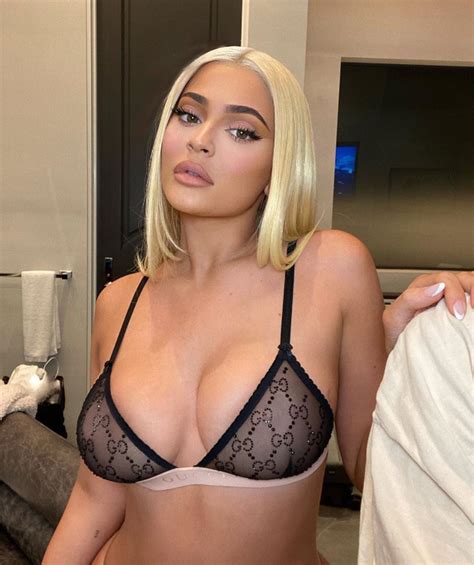 Kylie Jenner Raises The Temperature In Blazing Hot Pictures Sporting