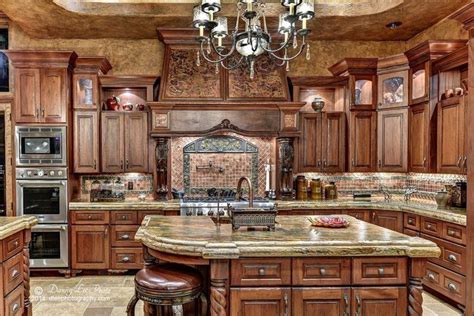 34 Awesome Tuscan Kitchen Decoration Ideas In 2020 Tuscan Kitchen