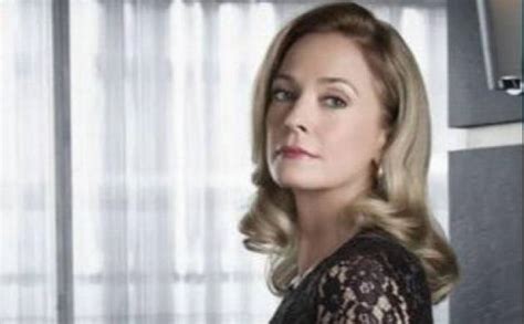 Susanna Thompson Is Officially Returning As Moira Queen For Episode Of Arrow News Nation