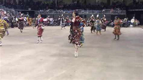 Sr Womens Jingle At United Tribes Powwow 2019 Saturday Afternoon Youtube