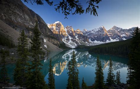Download Wallpaper Moraine Lake Banff National Park Landscape Free