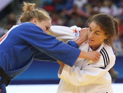 She competes in the under 57 kg weight category, and won a bronze medal in the 2016 european judo championships. אליפות העולם: נלסון לוי ובוטבול הודחו