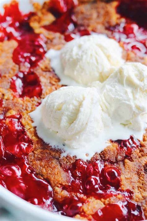 Divide between prepared pans and bake until a toothpick inserted into the slice any leftover strawberries into thin slices to garnish cake. Strawberry Dump Cake with Cinnamon Sugar Crunch Crust | Recipe | Homemade whipped cream, Dump ...
