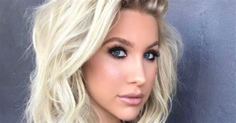 Savannah Chrisley Shimmies Into Tight Jeans After Posing In Undies