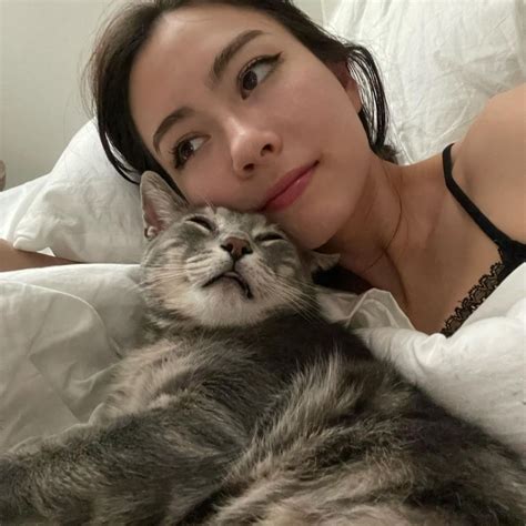 Lauren Tsai Daily On Twitter Lauren And Her Cat