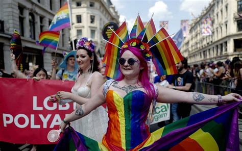 London Set To Host Its First Transgender Pride Festival Glamour Fame