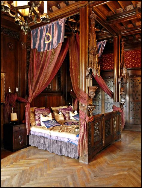 Pin By Eirini Bousi On Gorgeous Bedrooms Castle Bedroom Castles