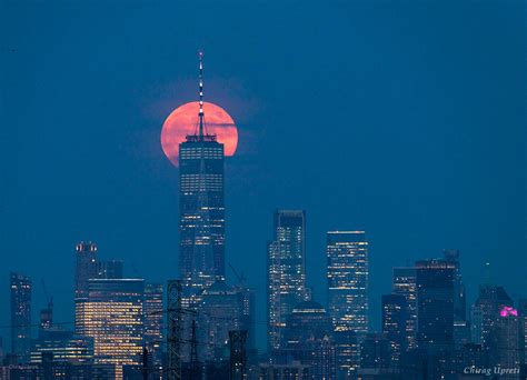 Twan Full Moon Over One World Trade Center