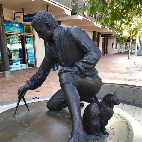 Eric Britten On Instagram Statue Of Matthew Flinders And His Cat Port