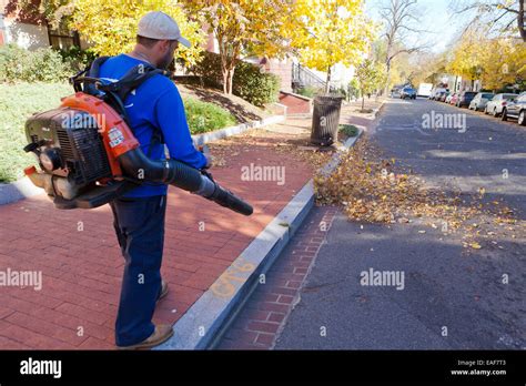 Road Cleaning High Resolution Stock Photography And Images Alamy