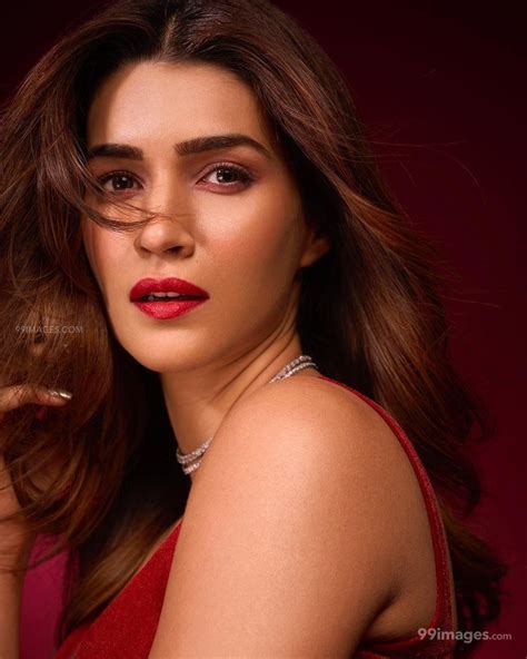 🔥100 Kriti Sanon Hot Hd Photos And Wallpapers For Mobile 1080p