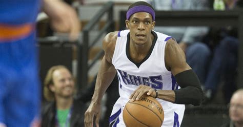 Rajon rondo on his relationship with lebron james. Rajon Rondo homophobe ? La star NBA insulte un arbitre ...