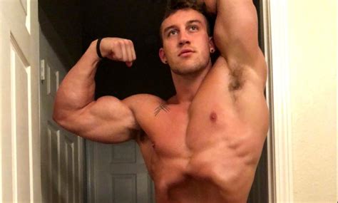 Nudes incríveis do Garoto Fitness Joey Miller