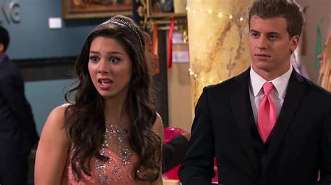 Phoebe And Link The Thundermans Wiki Fandom