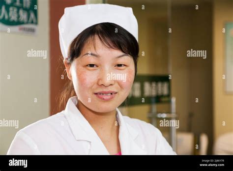 Nurse Woman Female Hat Hi Res Stock Photography And Images Alamy