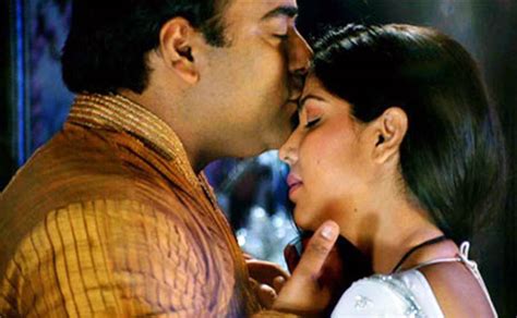 Bade Acche Lagte Hain Ram Kapoor And Sakshi Tanwars Hottest Kissing Moments That Went Viral
