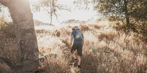 Hot Weather Hiking Tips What To Wear In The Heat Rei Expert Advice