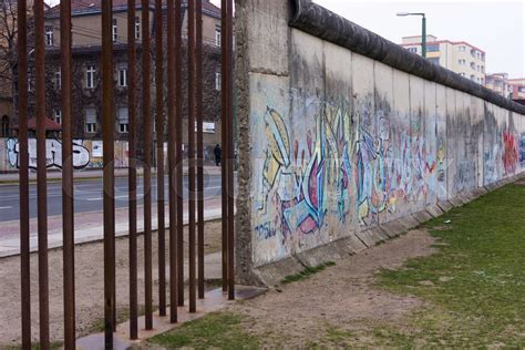 Remains Of The Berlin Wall The Berlin Wall Berliner Mauer In Germany